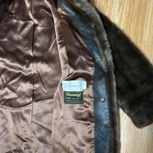 Vintage Tissavel of France Braemoor Pile 100% Acrylic Faux brown Fur NICE - Picture 12 of 15